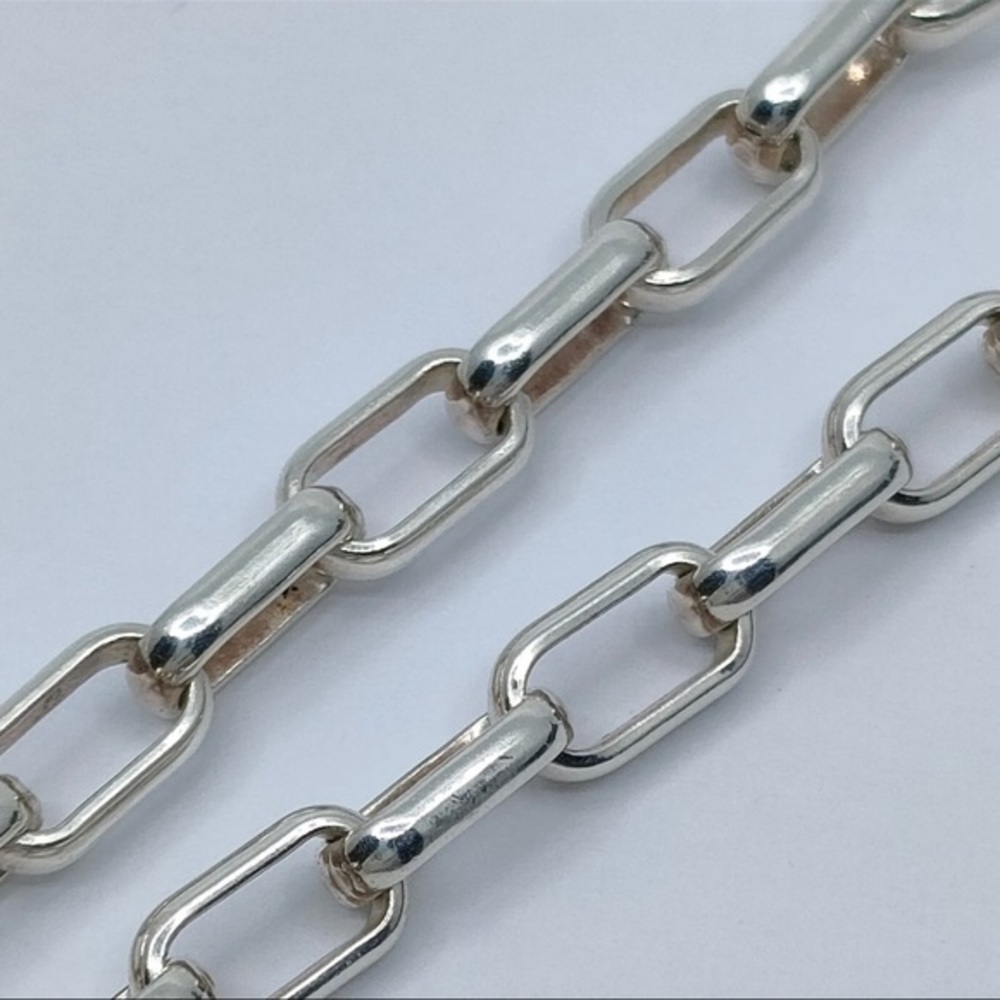 Gucci Sterling‎ Silver Interlocking Pendant Bracelet - Picture 7 of 9
